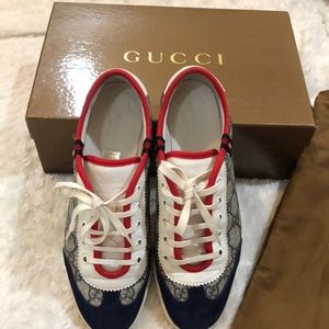 Gucci sneakers 👟